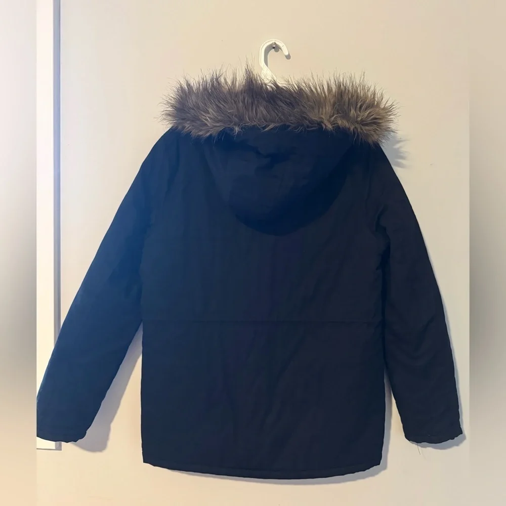 Zenana outfitters Black parka Jacket with Fur-Trimmed Hood, size medium